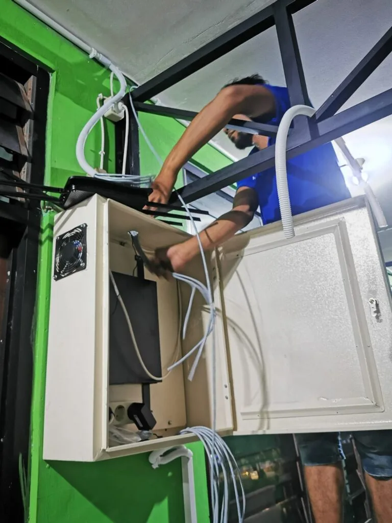 Jasa Instalasi WiFi untuk Kos-Kosan